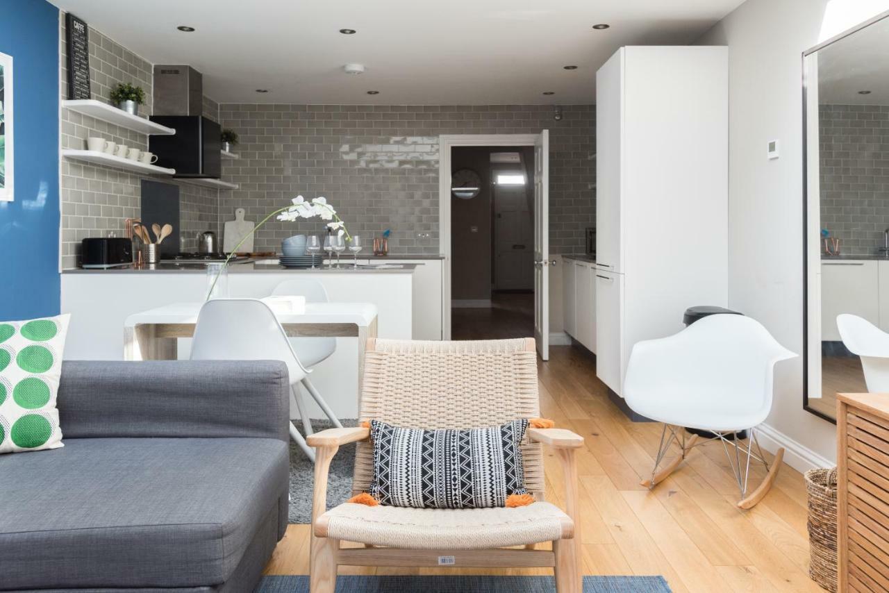 The Navy Court - Scandinavian Inspired 4Bdr Home Оксфорд Экстерьер фото