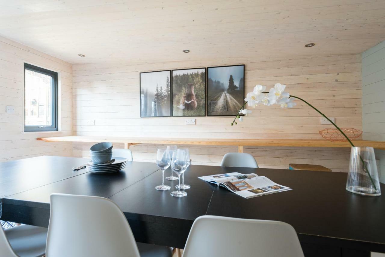 The Navy Court - Scandinavian Inspired 4Bdr Home Оксфорд Экстерьер фото