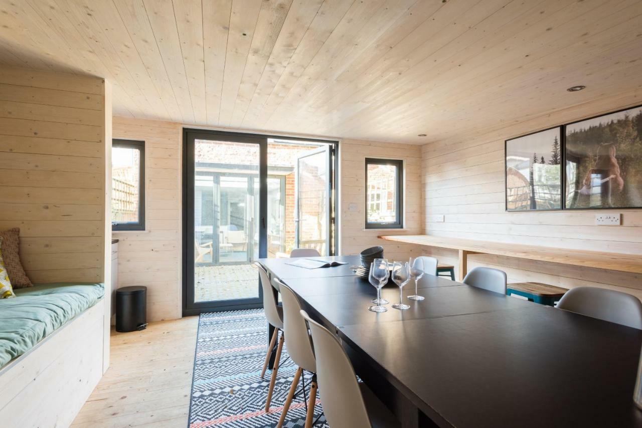 The Navy Court - Scandinavian Inspired 4Bdr Home Оксфорд Экстерьер фото