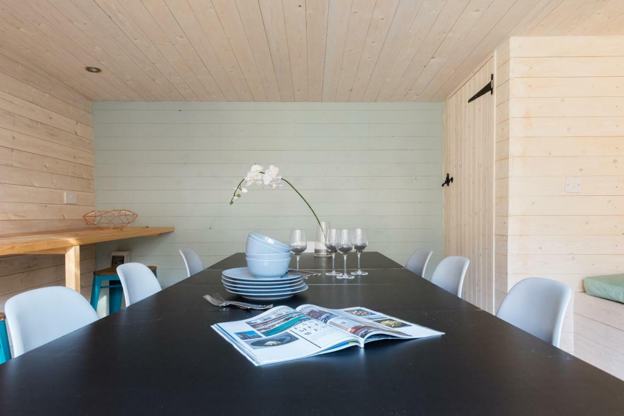 The Navy Court - Scandinavian Inspired 4Bdr Home Оксфорд Экстерьер фото