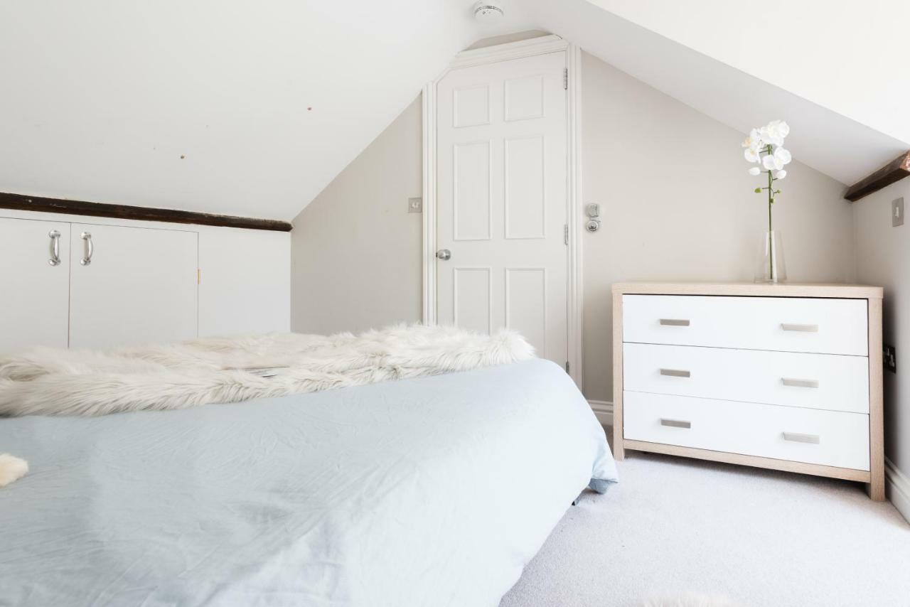 The Navy Court - Scandinavian Inspired 4Bdr Home Оксфорд Экстерьер фото