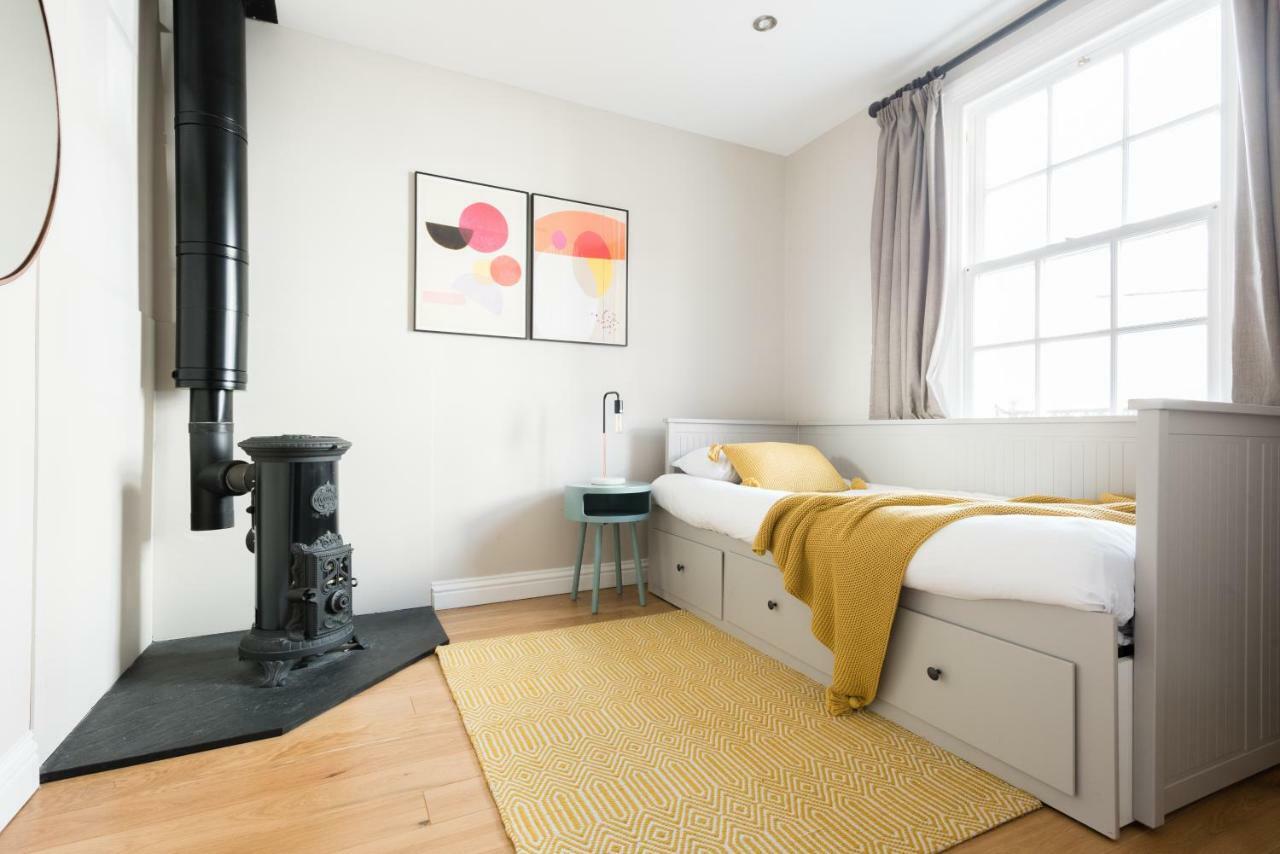 The Navy Court - Scandinavian Inspired 4Bdr Home Оксфорд Экстерьер фото