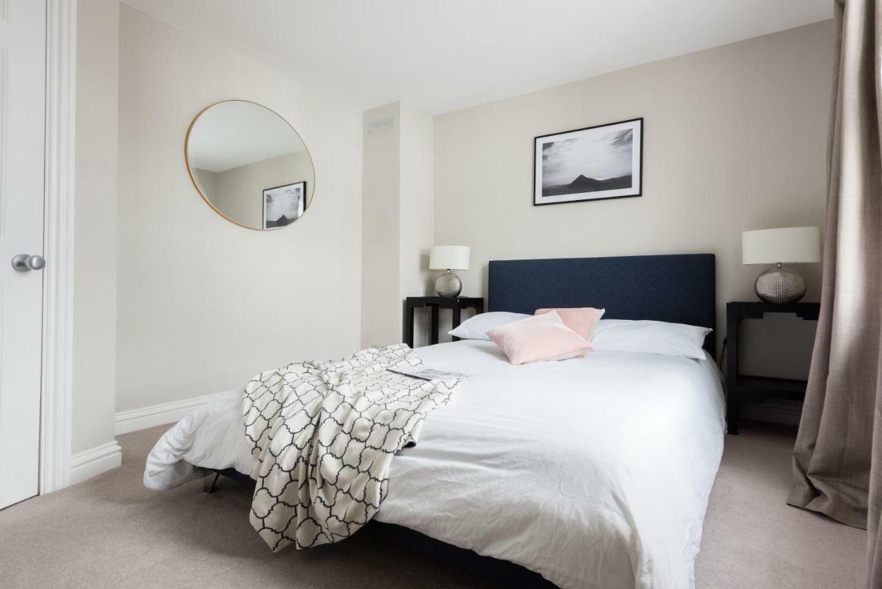 The Navy Court - Scandinavian Inspired 4Bdr Home Оксфорд Экстерьер фото